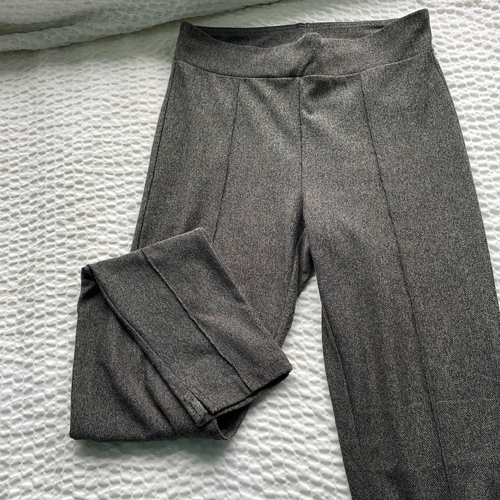 HUE Leggings